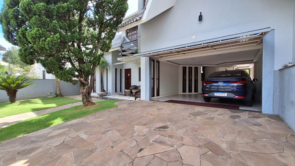 Sobrado Jardim do Lago Canoas 